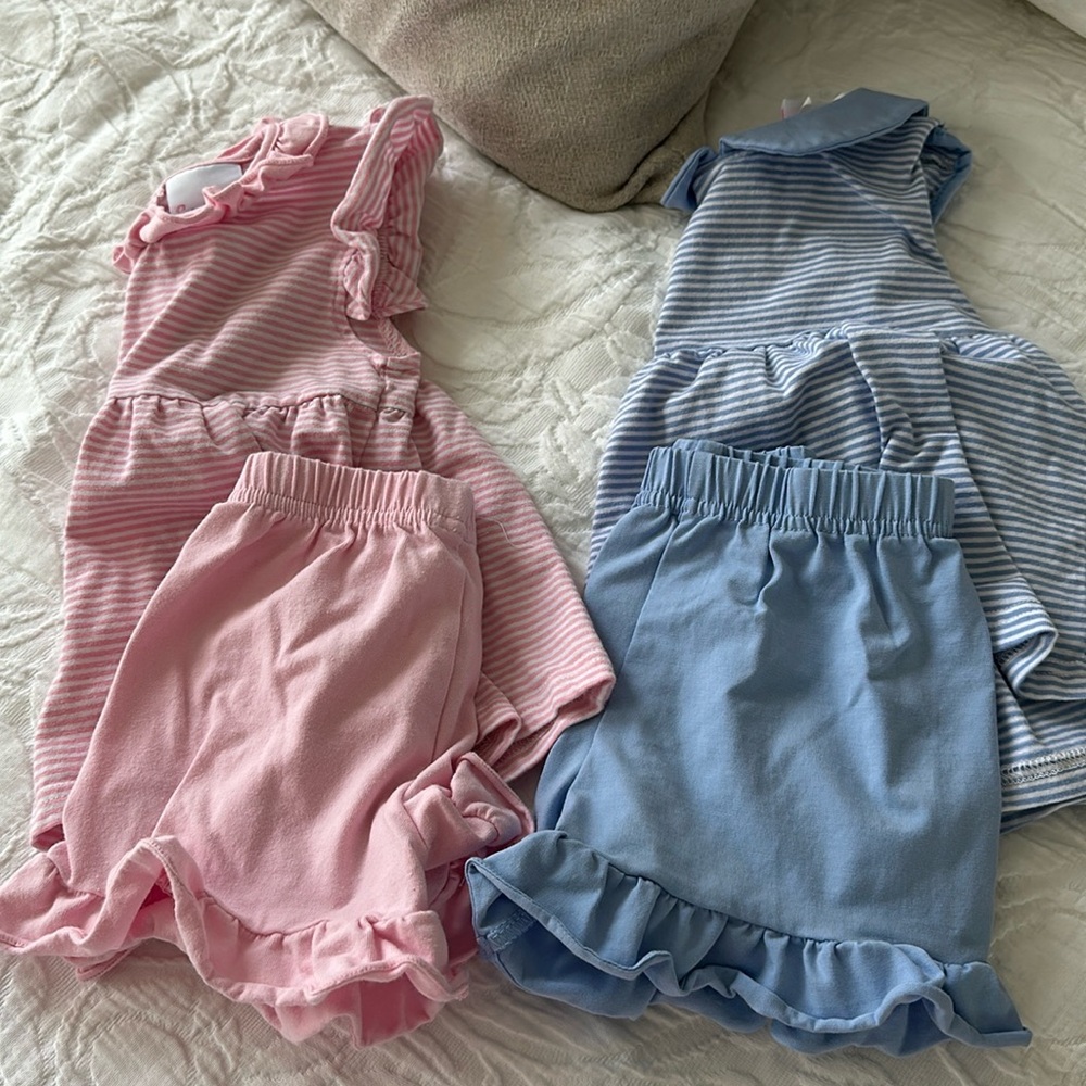 Girls Bundle size 24M outfits